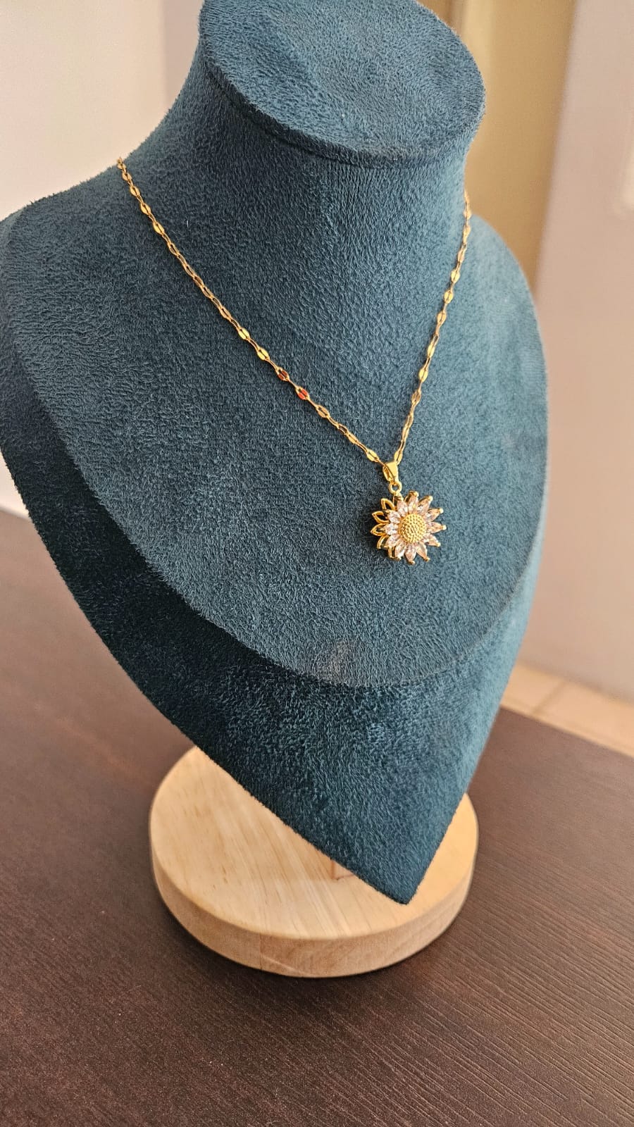 COLLAR GIRASOL GIRATORIO